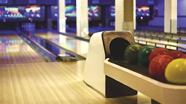 LINK UP VETS FAMILY BOWLING NIGHT | Lakeshore Lanes