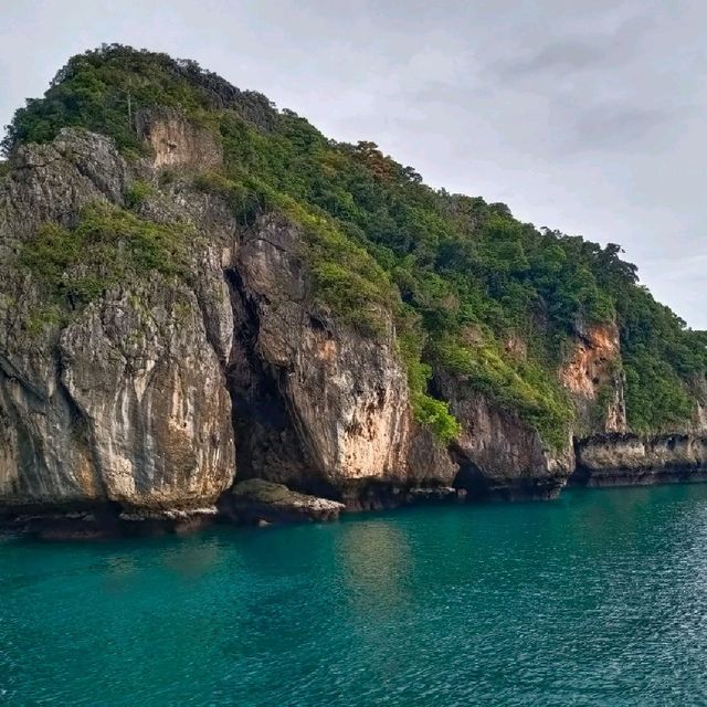 4 เกาะกระบี่ #ทะเลสวยน้ำใสฝั่งอันดามัน 
