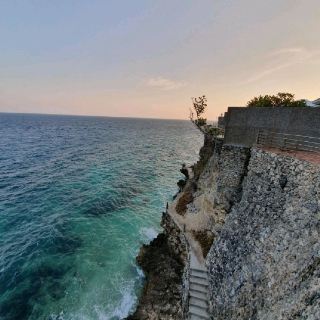 Antulang Resort