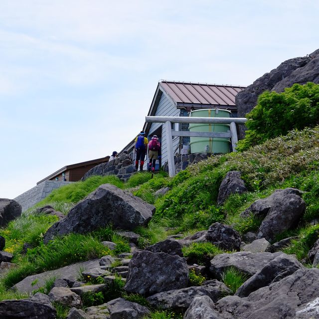 初夏の御浜小屋