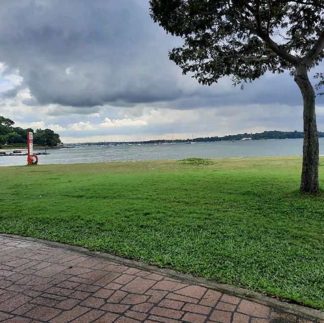 An afternoon in Changi baech