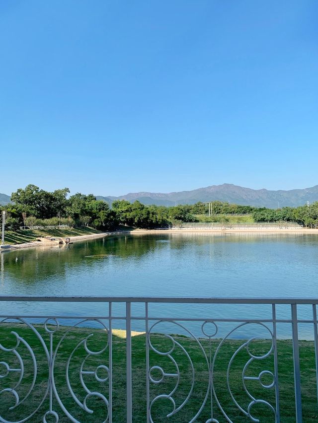 【🤍人氣純白歐陸風湖畔餐廳🍽 打卡一流✨ 】