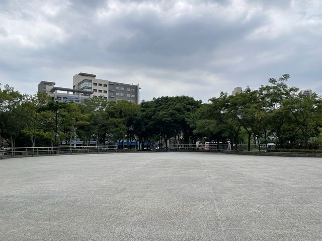 原來板橋就可以拍天空之境滑輪廣場很好逛