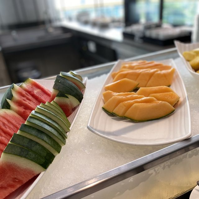 暑假千禧自助早餐