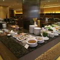 The Square โนโวเทลบางนา ละลานตาบุฟเฟต์มื้อเย็น