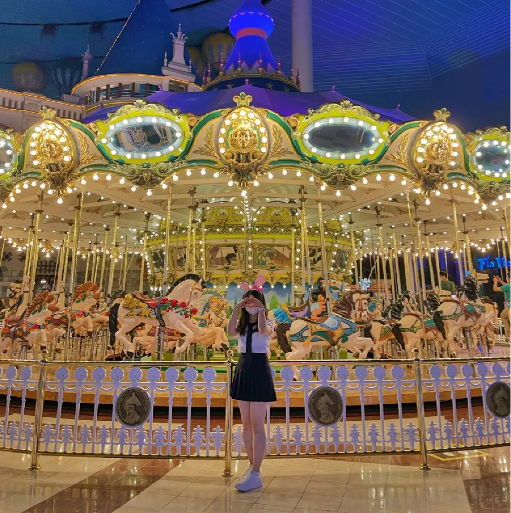 롯데월드에는 교복입고 놀러가기!🎠