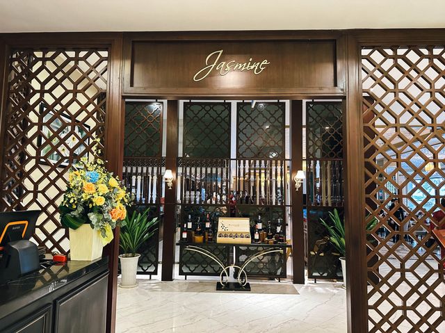 ห้ามพลาด ‼️ สถานบันเทิงสุดครบครัน "Imperial club" 