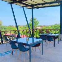 ชานชาลา Twenty-two cafe'