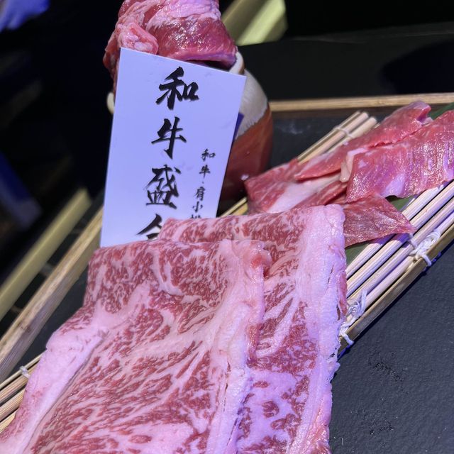 新竹無菜單燒肉推薦｜山上走走，海洋風的裝潢好漂亮