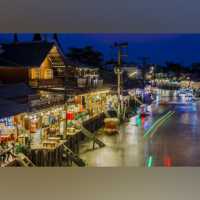ตลาดน้ำอัมพวา ตลาดน้ำริมคลอง