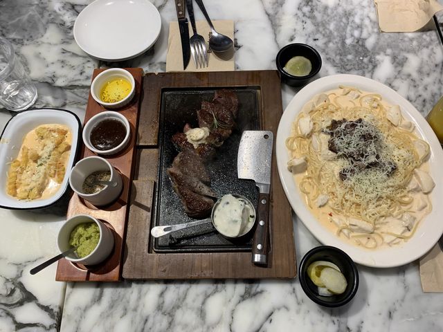 [건대 가격/맛/분위기 모두 잡은 ‘스테이크어스’]