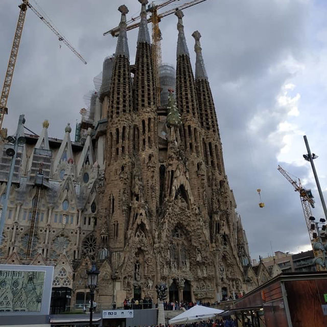 聖家大教堂⛪️過百年都未完工既教堂