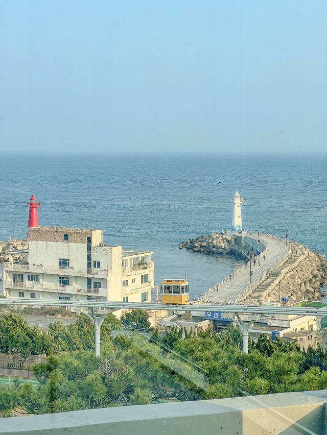 해운대 스카이캡슐이 보이는 바다뷰 카페 오션브리즈