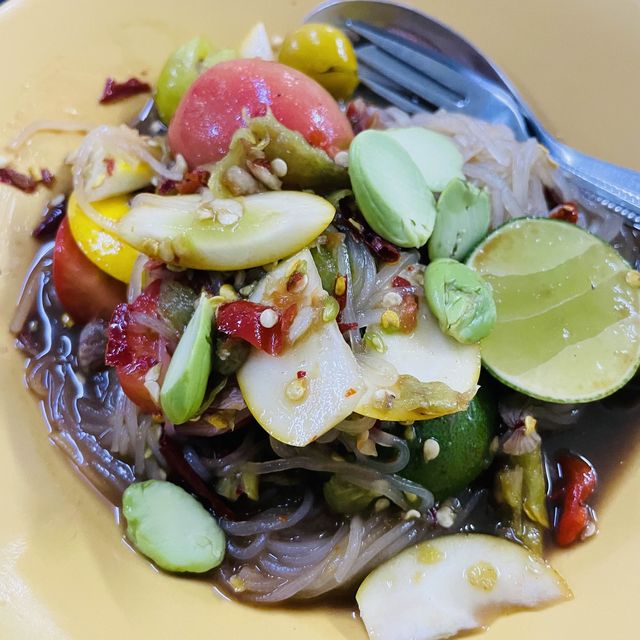 ร้านเผ็ดเผ็ด อีกสาขาในกรุงเทพ