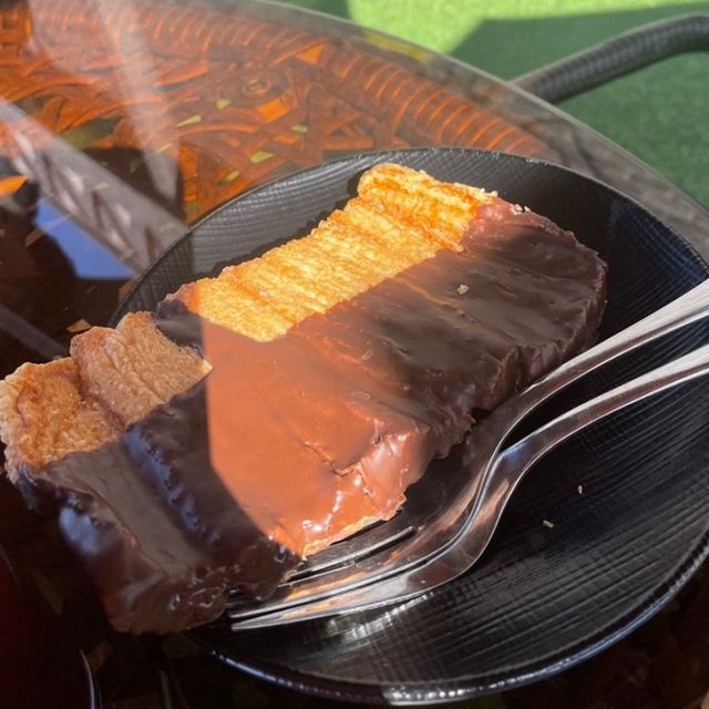 안산 디저트 베이커리카페::맛있는 빵 가득한 대형카페 데미안  