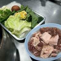 เนียร หมูกระทะอุดร สาขา 9 - สวนสยาม