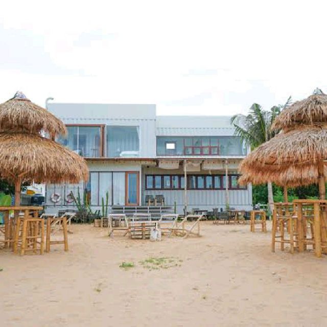 Demi Beach Concept

