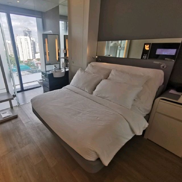 Yotel Orchard, Affordable & Amazing Location