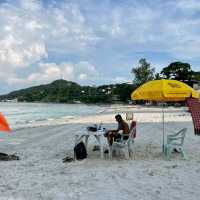 เดินเล่น อาบแดด ที่หาดริ้น