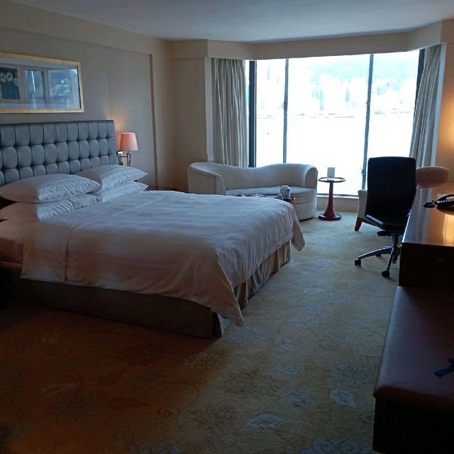  “Spend-to-Redeem Staycation” Programme with minimum room charges 