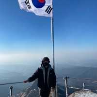 서울을 한눈에 내려다 볼 수 있는 [북한산 국립공원]