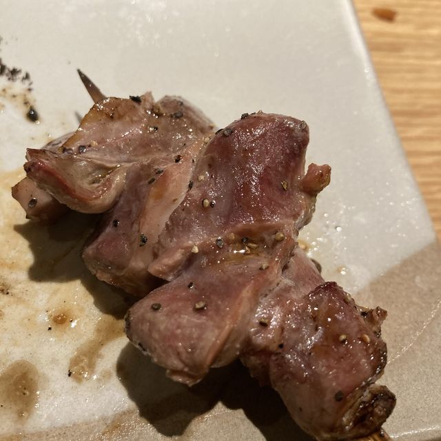 ちょっとお洒落でちょっと高級な知ってたら自慢できる焼き鳥屋さん❣️