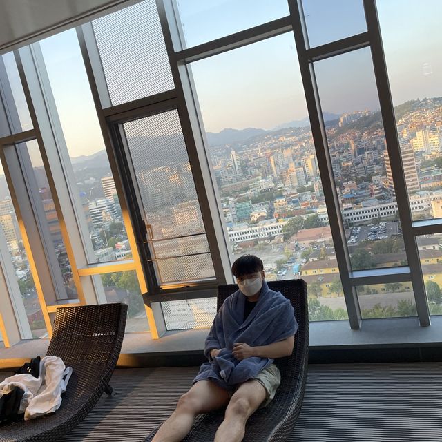 수영장 맛집 [노보텔 앰배서거 동대문] 호캉스