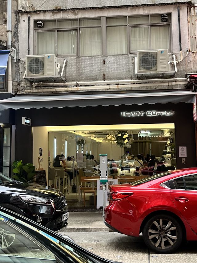 🤍 佐敦純白色打卡Cafe