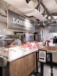 Amazing lobster lunch