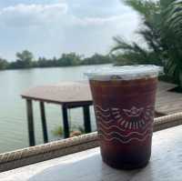 RiverBreeze Cafe : Cafe|Bar|River