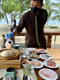 หมูกระทะแบบไทยๆ ในโรงแรมหรู บรรยากาศหลักล้าน