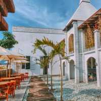 Independent Cafe & Village Club