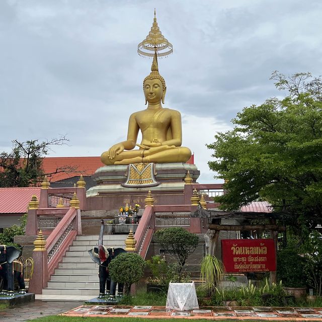 visit reclining Buddha at Ko Yo 