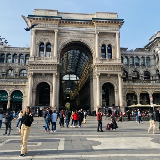 THE GREAT GALLERIA 