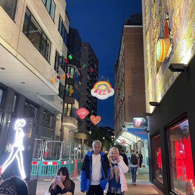 Carnaby street X’mas vibe 2022