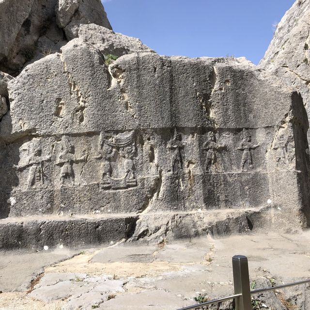 ヒッタイト王国の聖なる岩場　ヤズルカヤ　世界遺産
