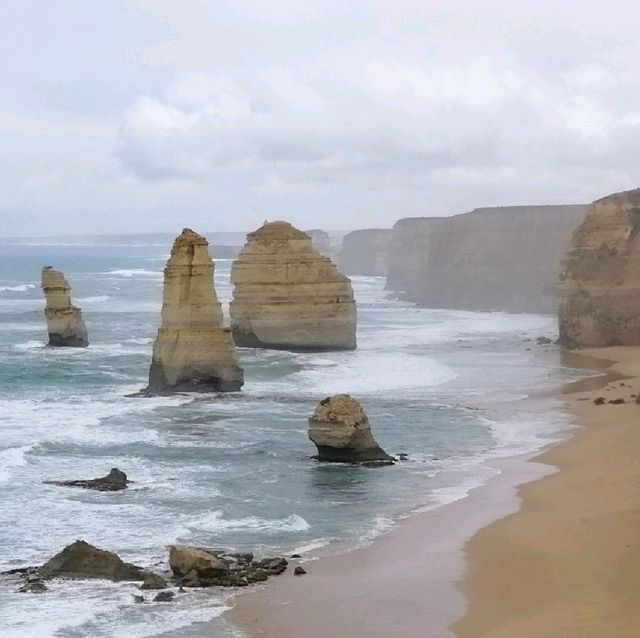 Traveling the Great Ocean Road