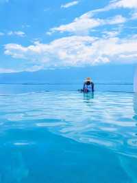 Erhai Lake Views from Infinity Pool