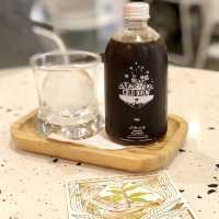 尖沙咀拱形coffee shop
