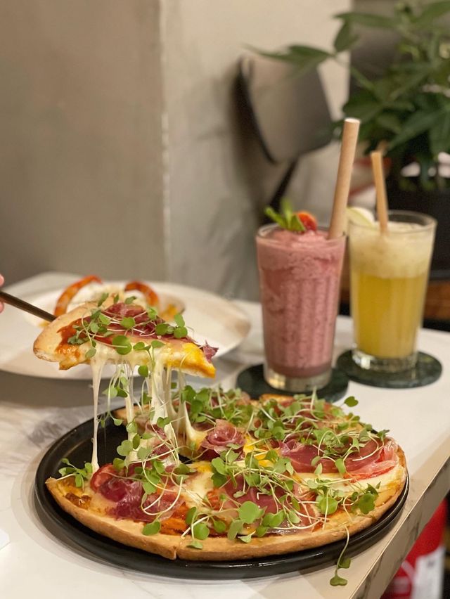 由九龍搬到去港島嘅cafe😎☕️