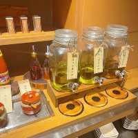 中目黒　しゃぶしゃぶ食べ放題　《しゃぶしゃぶレタス》