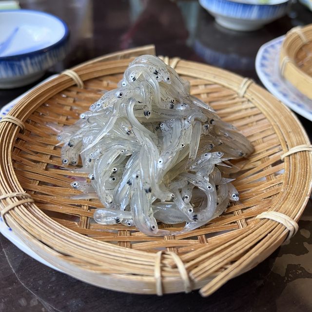 【愛知】篠島名物！生しらすが食べられる「喫茶仁」