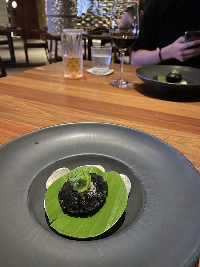 스칼렛 아르떼 내의 미슐랭 레스토랑🎵엔칸타