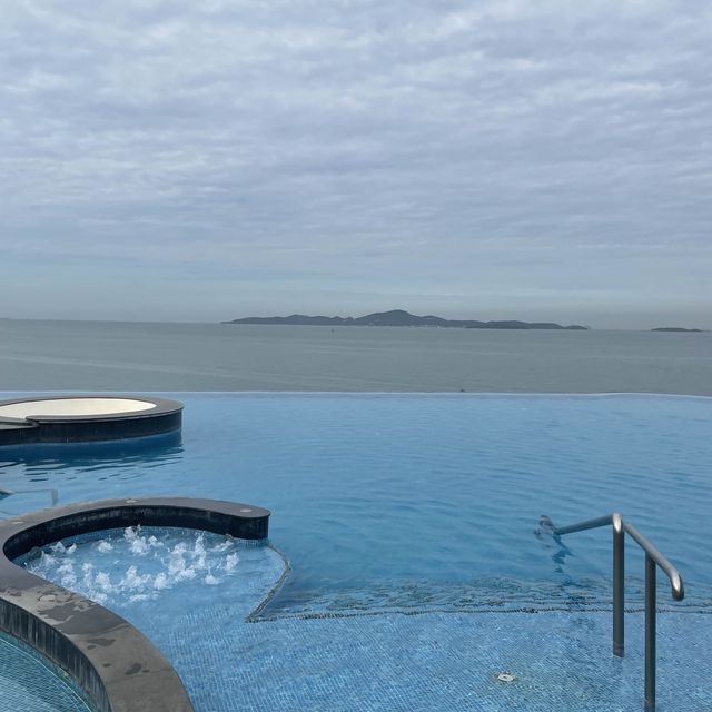 royal cliff beach hotel