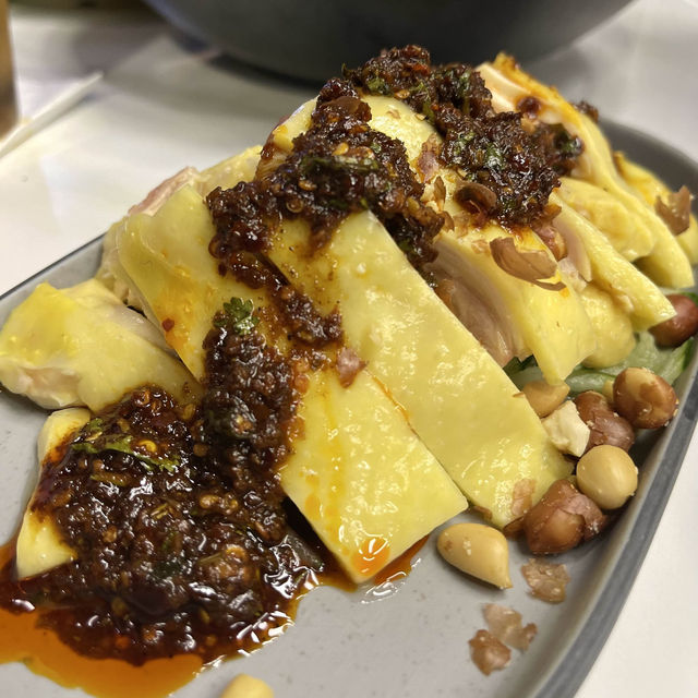 抵食招牌老壇酸菜魚 
