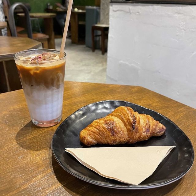 鄰里 (香港仔) 食物使我會再來光顧😅😅😅
