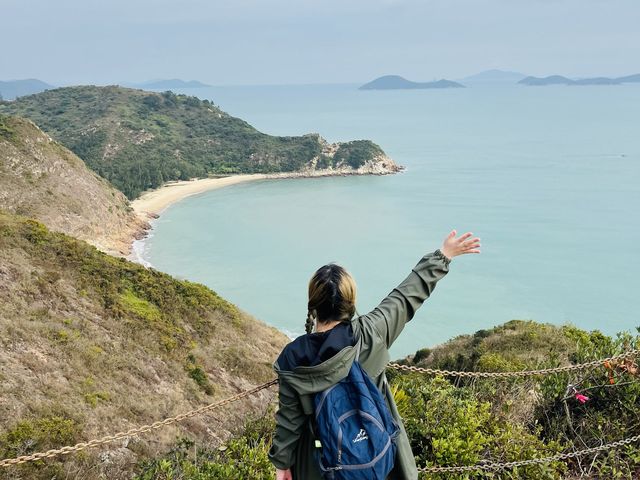 大嶼山西南面。分流行山｜由石壁到大澳長征6小時｜途經多個超美的海灣。登上香港最古老的炮台｜中級靚景行山路線 