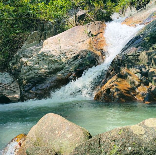 🏞️น้ำตกเฉินหลง กม.26นอก ทำนบ จังหวัดยะลา🍀🌿

   