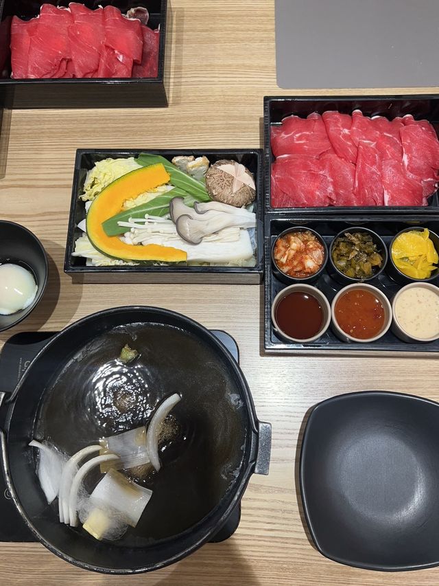 韓国/ソウル【高速ターミナル】オープン前から並ぶ！すき焼き風しゃぶしゃぶのお店🧡