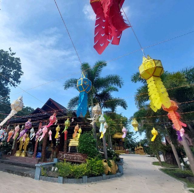 วัดไม้แกะสลัก @chanthaburi